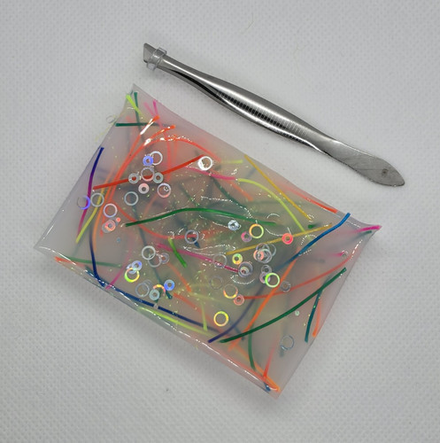 Picky pad with tweezers - pad,